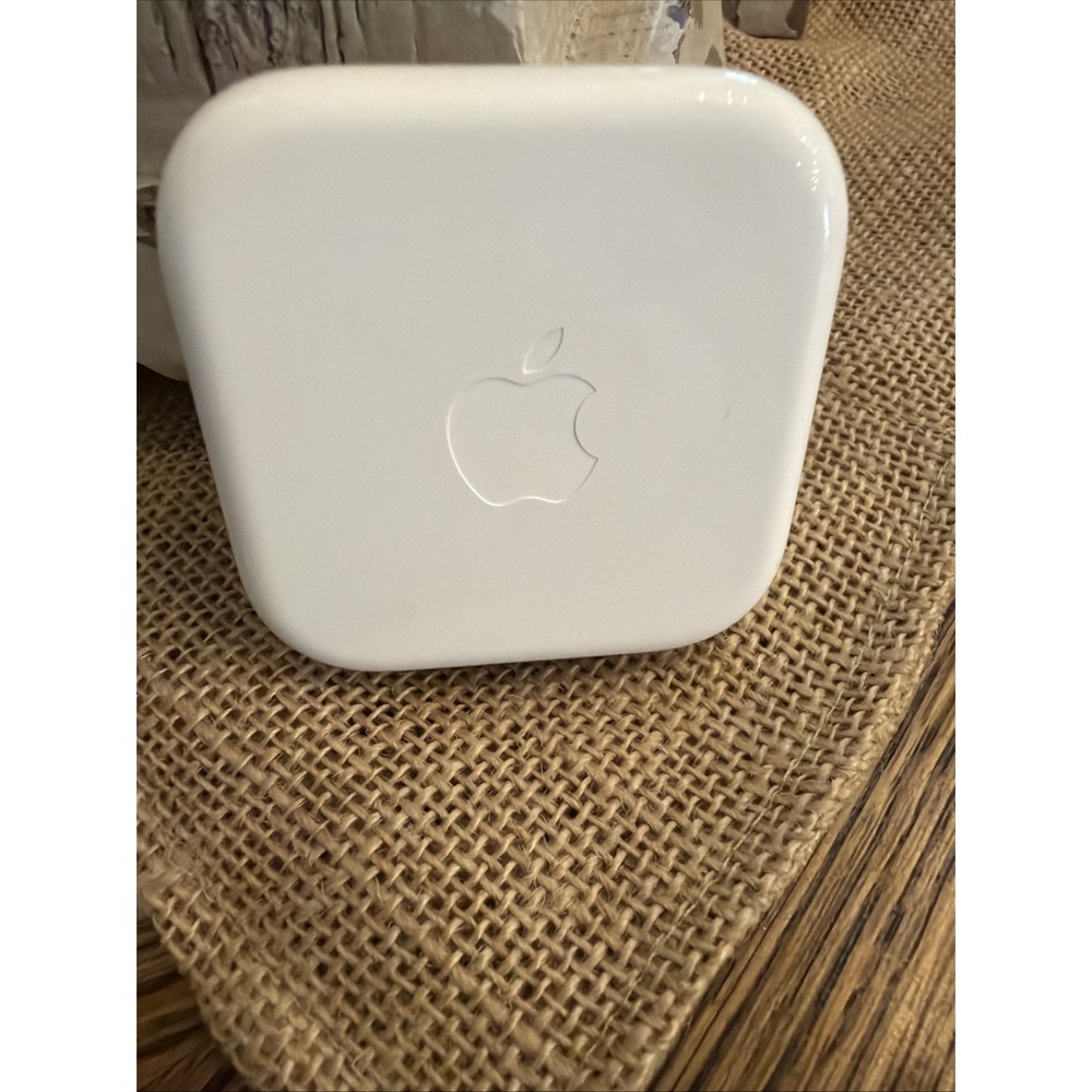 Apple EarPods with 3.5mm Headphone Plug – Original Genuine – New in Opened Box - Picture 2 of 2